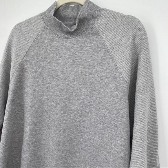 Under Armour Women's Mock Turtleneck Pullover Ribbed Logo Heathered Sweater Top - Picture 2 of 15